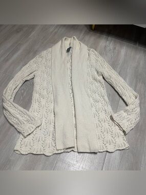 Ann Taylor Beige Cream Wool Cashmere Blend Crochet Cardigan Sweater Sz M